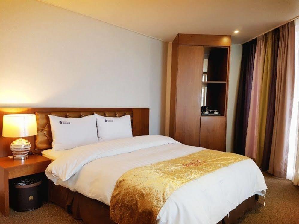 Benikea Starhills Hotel Buan Εξωτερικό φωτογραφία